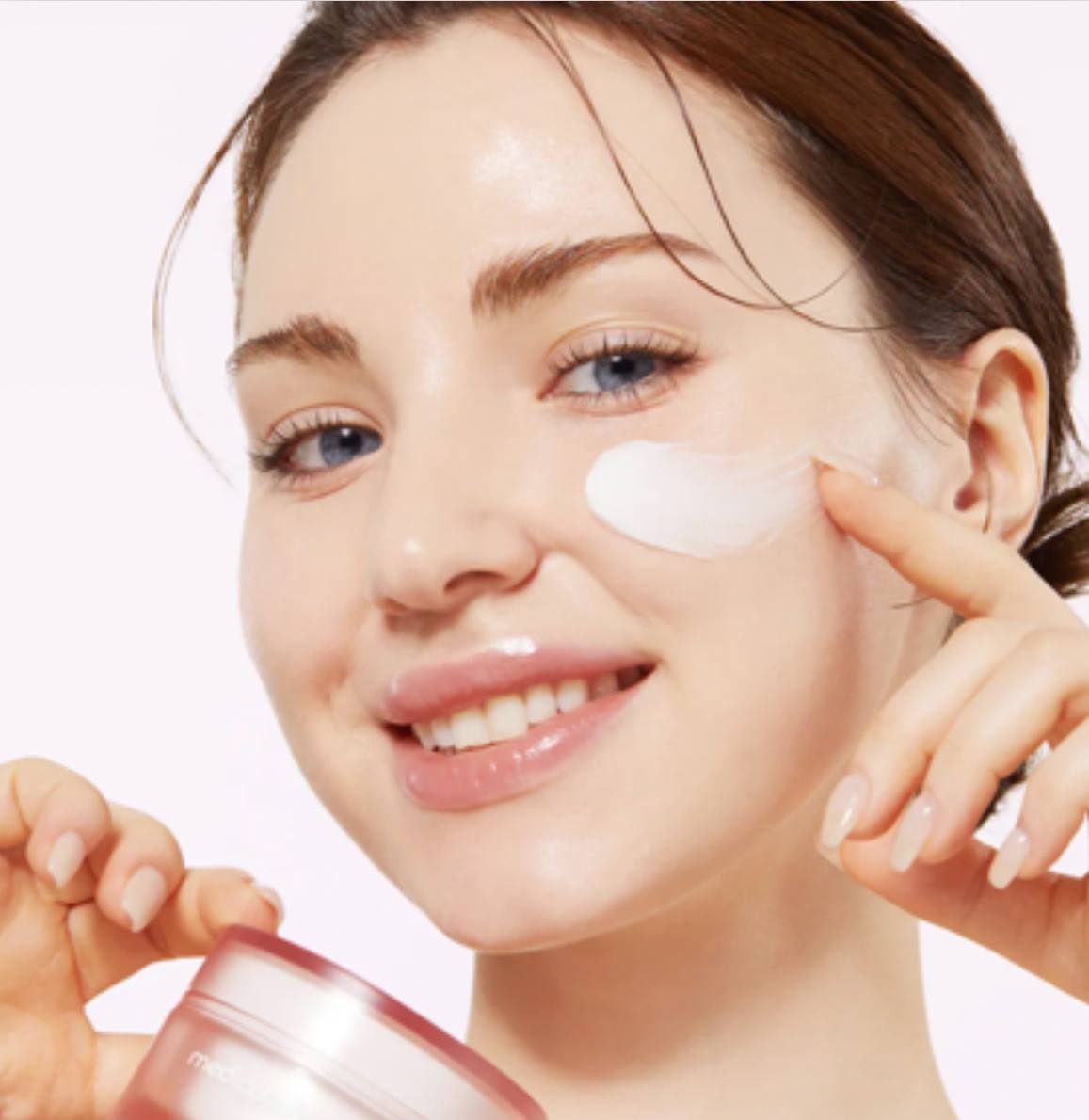 مرطوب کننده کرمی کلاژن مدیکیوب۵۰ میل